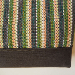 【在庫処分SALE】手織りマルチカラーストライプのショルダーバッグ（グリーン） 4枚目の画像