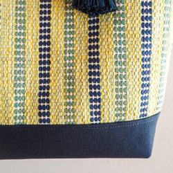 春季彩色邊框手工編織布桶手提袋（黃色） 第4張的照片