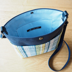 夏色チェック手織り布のミニショルダー（ブルー） 3枚目の画像