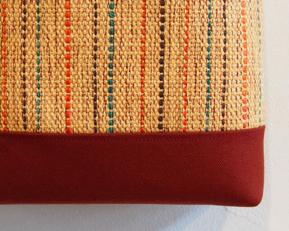 秋天的色彩搭配手工編織的布單肩包（米色） 第4張的照片