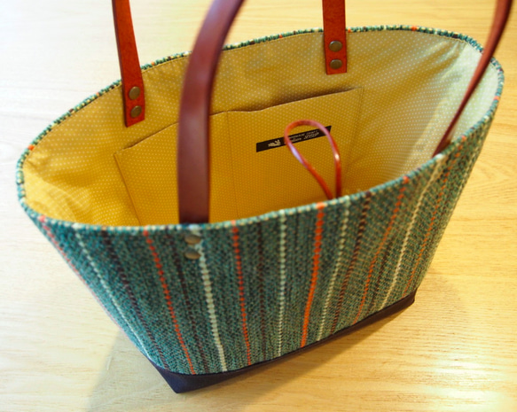 秋色ミックスカラー手織り布のランチトートL（フォレストグリーン） 3枚目の画像