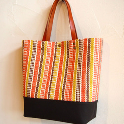 [出售]手工編織風格拼縫條紋廣場手提包（橙色） 第5張的照片