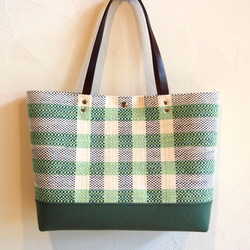 [出售]夏季檢查和邊界手工編織的布手提袋的（綠色） 第1張的照片