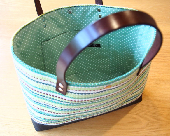 [Creema限於快樂袋的下落]手工編織多色手提包和所述一組（綠色）的門廊 第3張的照片
