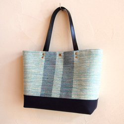 春天花色手工編織布手提袋（天藍色） 第5張的照片