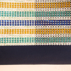 【在庫処分SALE】マルチボーダー手織り布のトートバッグ（ブルー） 4枚目の画像