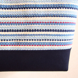 多色條紋水平手提包之春（藍） 第4張的照片