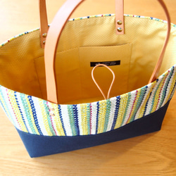 春季多色條紋水平長手提袋（油菜花/藍色） 第3張的照片