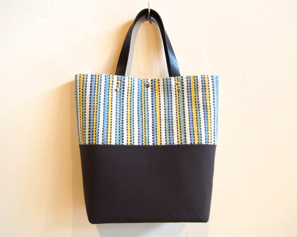 [夏天的幸運包]手織多色方形手提袋和一套袋（藍色） 第2張的照片