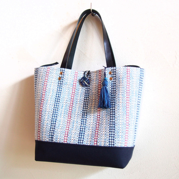 夏季果子露彩色手工編織布桶手提包（藍色） 第5張的照片