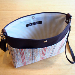 【SALE】夏のシャーベットカラー手織り布のサコッシュL（ピーチ） 3枚目の画像