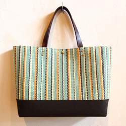【SALE】秋色ストライプ手織り布のトートバッグ（グリーン） 2枚目の画像