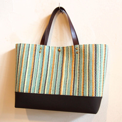 【SALE】秋色ストライプ手織り布のトートバッグ（グリーン） 5枚目の画像