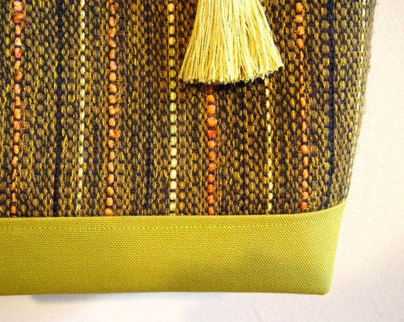 秋季混色手工編織布桶手提包（橄欖色） 第4張的照片