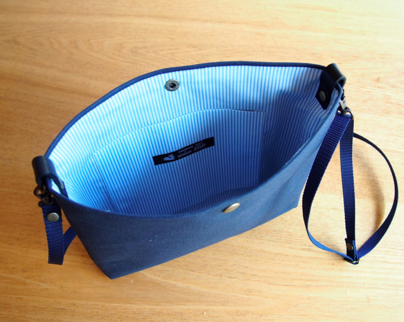 【2019 Lucky Bag】手工編織秋季彩色條紋手提包和壁球套裝（藍色） 第8張的照片