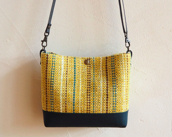 [銷售]秋季混合色手織布po包（黃色） 第2張的照片