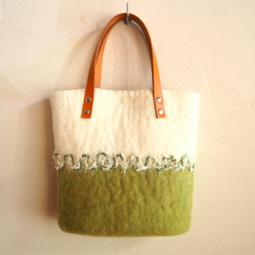 SALE】バイカラーフェルトのミニトートバッグ（グリーン