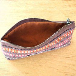 【在庫処分SALE】マルチボーダー手織り布のメガネケース（ブラウン） 3枚目の画像