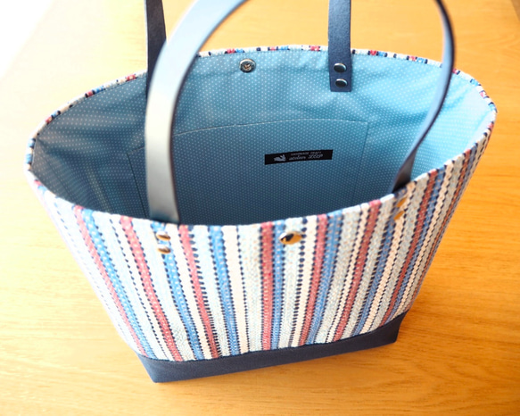 [SALE]春季多色手工編織方格手提袋（淺藍色） 第3張的照片