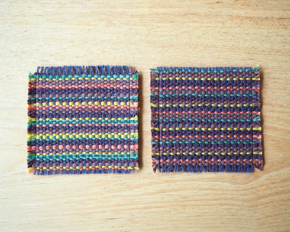 【送料無料】マルチカラー手織り布のコースター2枚組（C） 2枚目の画像