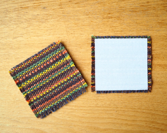 【送料無料】マルチカラー手織り布のコースター2枚組（C） 4枚目の画像