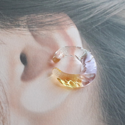 ガラス　イヤーカフ（小サイズ）　黄ピンク２色グラデーション　片耳 5枚目の画像