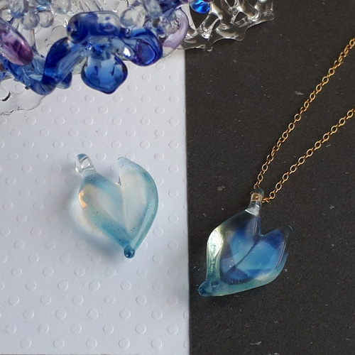 あまつきさま専用◎手作りガラスのイヤリングとネックレス他 ６点おまとめ あまつきさま専用◎手作りガラスのイヤリングとネックレス他 6点おまとめ