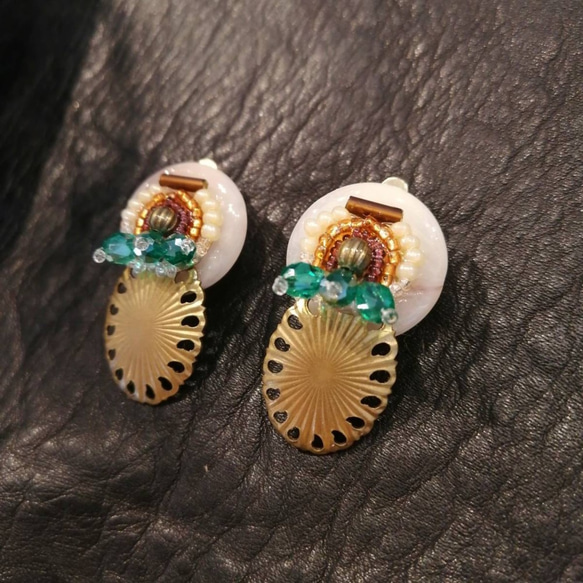 Vintage Earrings ヴィンテージイヤリング 1枚目の画像