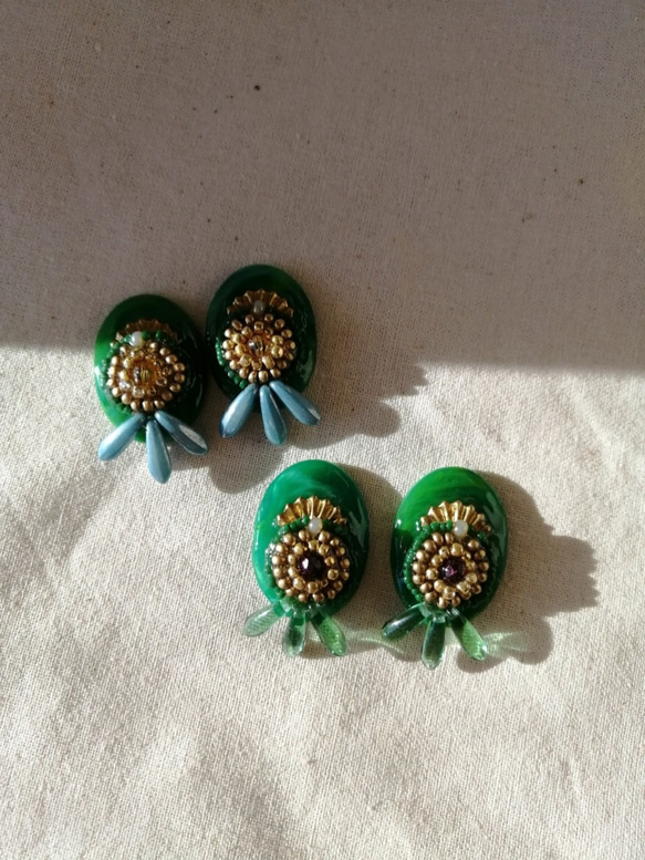 Green Vintage Earring グリーンヴィンテージイヤリング 1枚目の画像