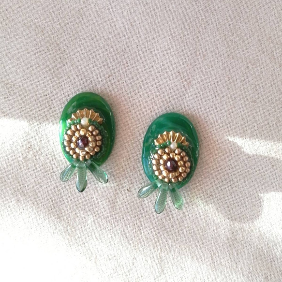 Green Vintage Earring グリーンヴィンテージイヤリング 3枚目の画像