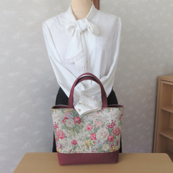 綿麻×帆布のトートバッグ（花柄・ワインレッド） 6枚目の画像