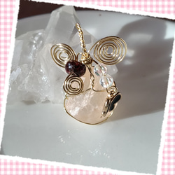 宝石質リビアングラス✨ワイヤーラッピングペンダントトップ