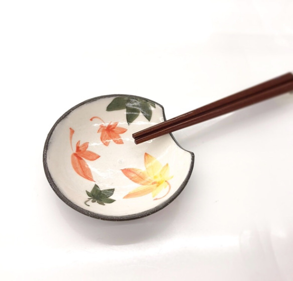 【清水焼】豆皿箸置　もみじ 2枚目の画像