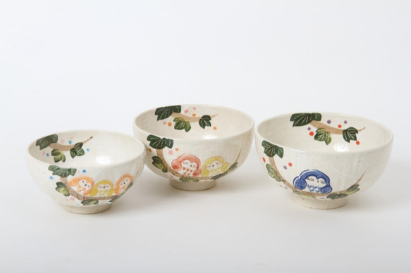 【清水焼】　繋がるふくろう　飯碗 (3羽) 6枚目の画像