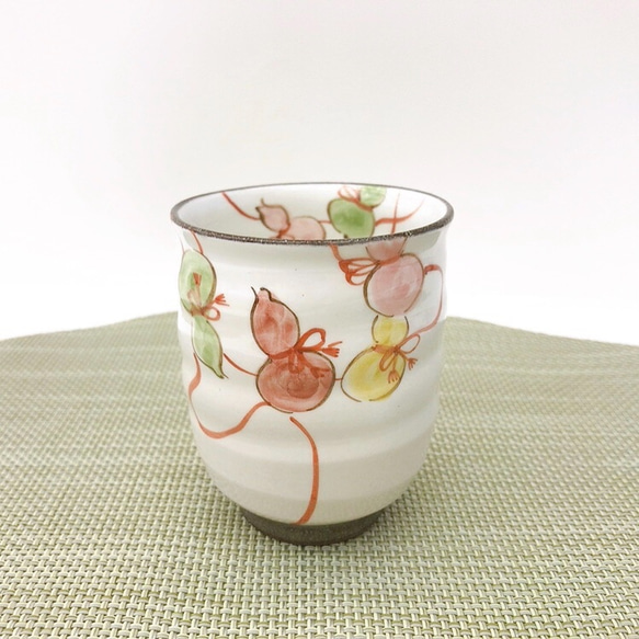 【清水焼】六瓢　湯呑（赤） 1枚目の画像