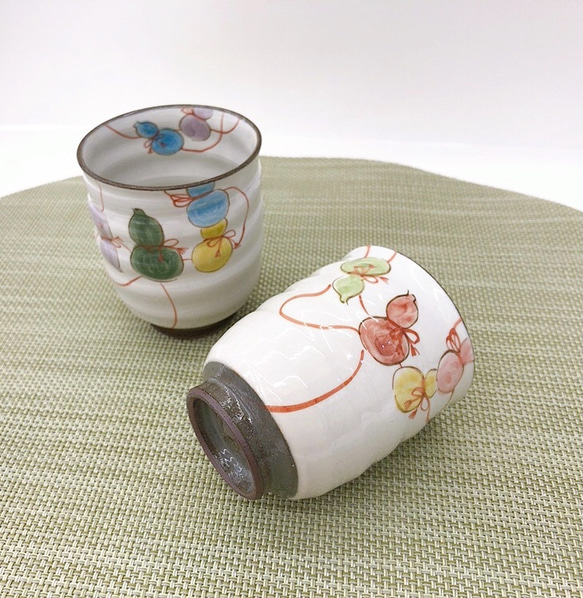 【清水焼】六瓢　湯呑（赤） 5枚目の画像