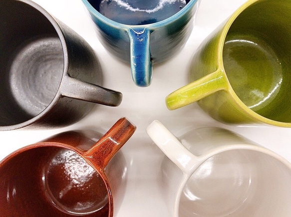 【清水焼】色変わりマグカップ（白釉） 4枚目の画像