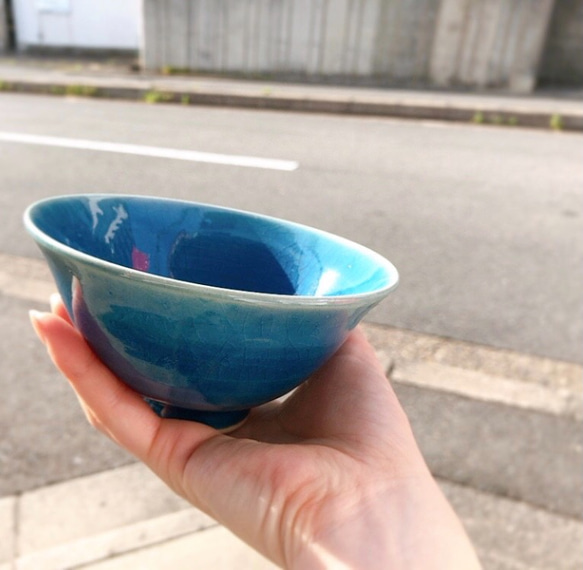【清水焼】色変わり飯碗（波照間ブルー） 2枚目の画像
