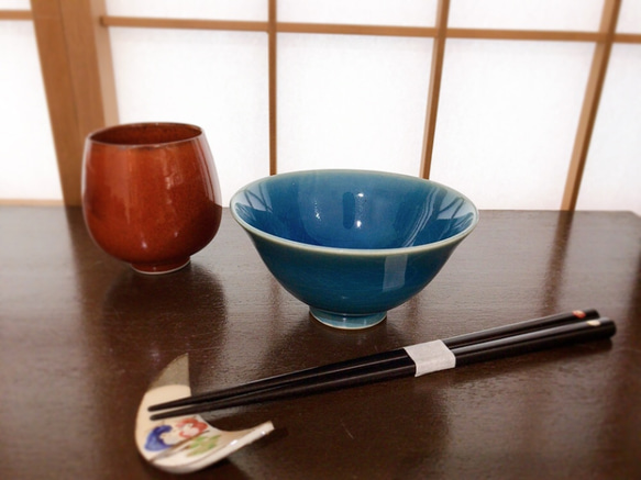 【清水焼】色変わり飯碗（波照間ブルー） 3枚目の画像