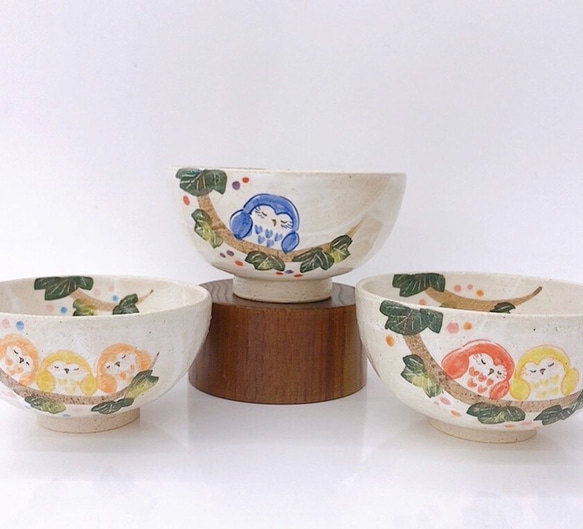 【清水焼】繋がるふくろう飯碗 (2羽) 5枚目の画像