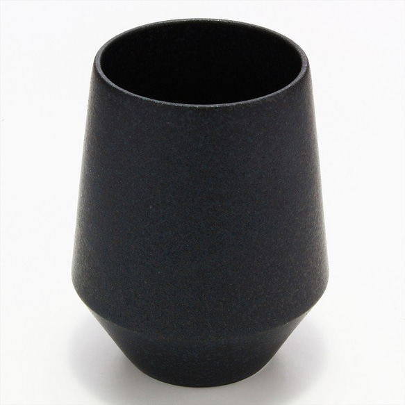 508-0013　湯呑 煎茶 和陶器 和モダン /フラスタム長湯呑(黒) 1枚目の画像