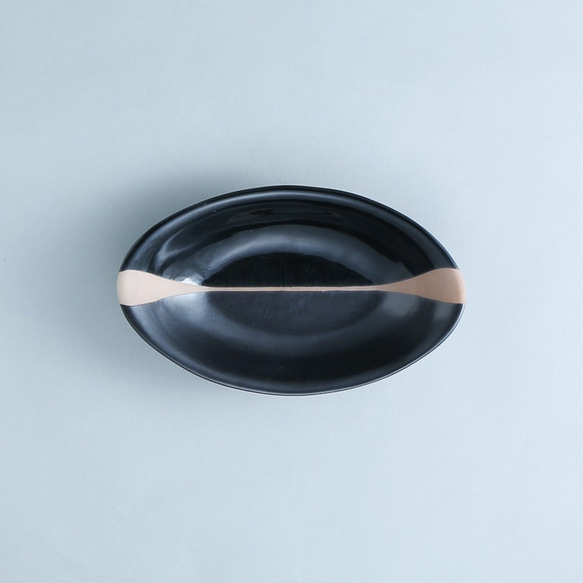 023-0045　中鉢 盛鉢 ボウル 和陶器 和モダン /スピリットブラック　オーバルボウル 3枚目の画像