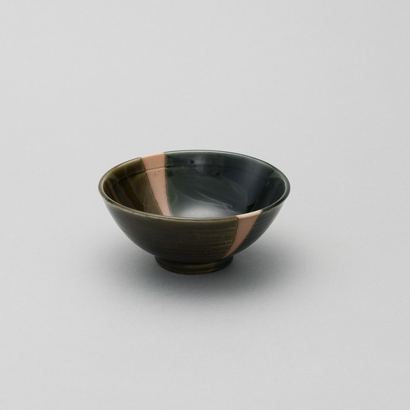 023-0028　飯碗 茶碗 湯呑 和陶器 和モダン /織部バイカラー飯碗 2枚目の画像
