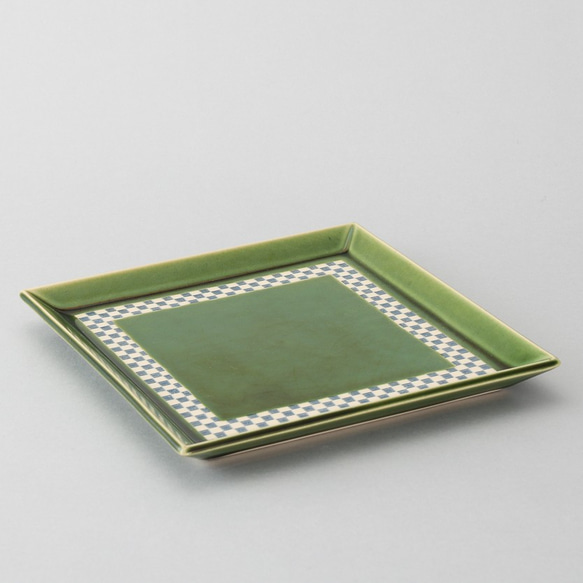 027-0408　小皿 取皿 和陶器 和モダン /織部角皿(小)　市松 3枚目の画像