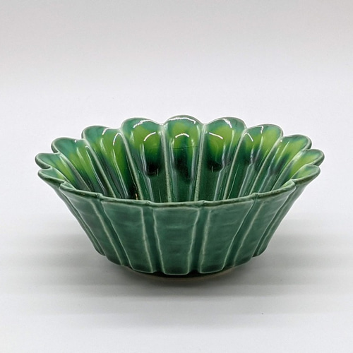 532-0052 鉢 ボウル 輪花 和陶器 和モダン /輪花小鉢（緑釉流し） お椀