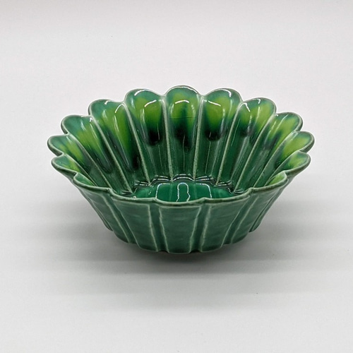 532-0052 鉢 ボウル 輪花 和陶器 和モダン /輪花小鉢（緑釉流し） お椀