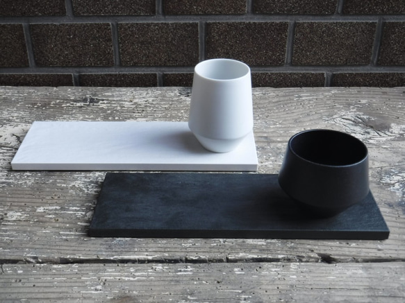 156-0102  長皿 魚焼物皿 楕円皿 サンマ 和陶器 和モダン /JAPAN長角皿(黒) 4枚目の画像