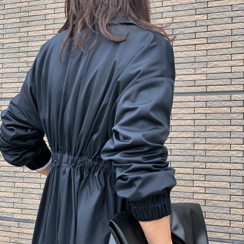 バックギャザートレンチコート AMERICAN HOLIC（アメリカンホリック）の「バックギャザー