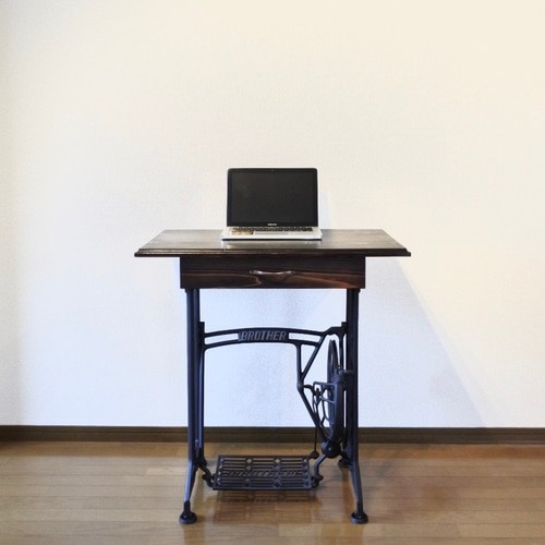 即納!!SALE!!開閉式引き出し付き 学習机勉強机/PCデスク化粧台