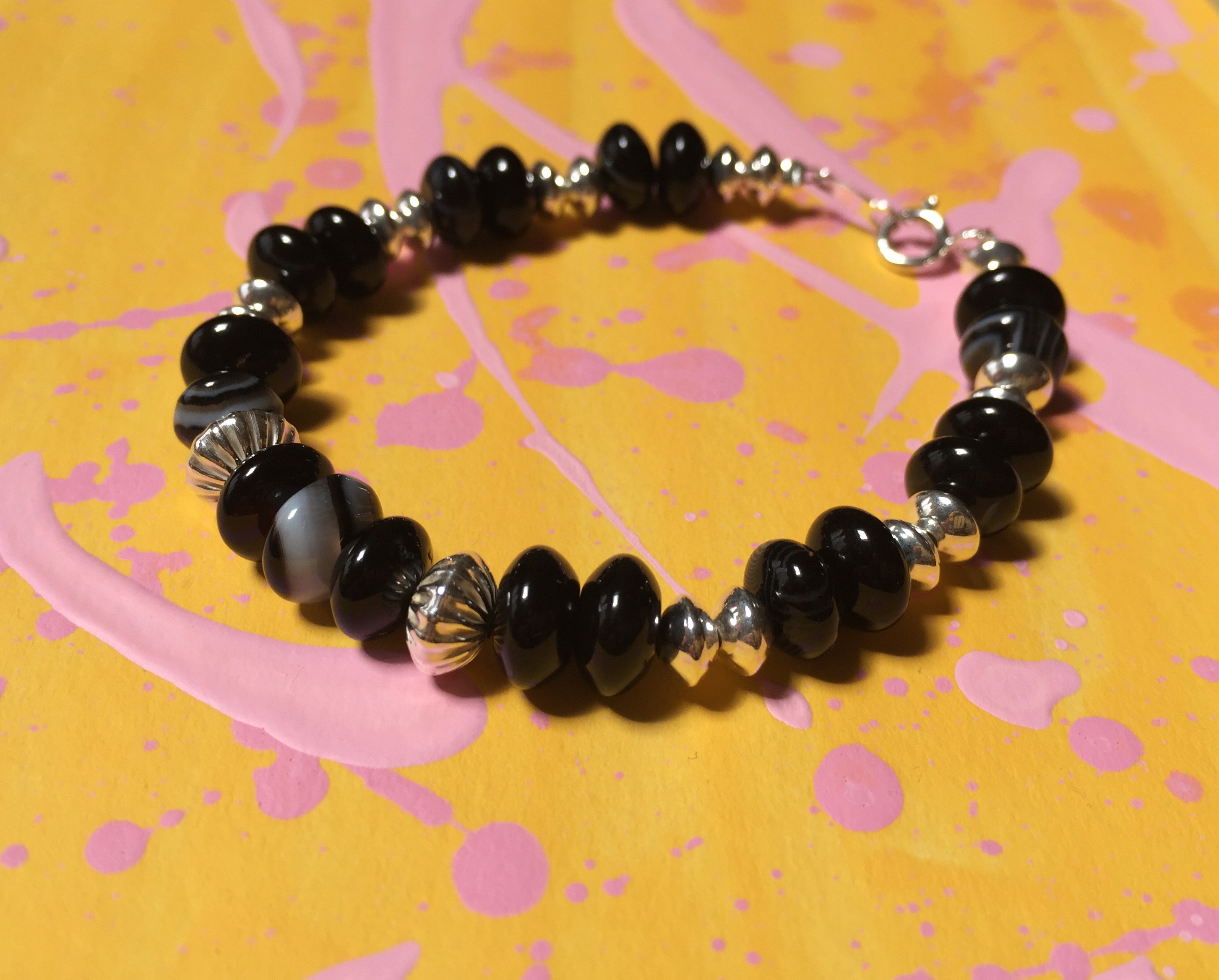 ガーディアンズ  ☆天然石ストライプオニキスのブレスレット☆